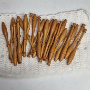 Fuseaux de dentelliere