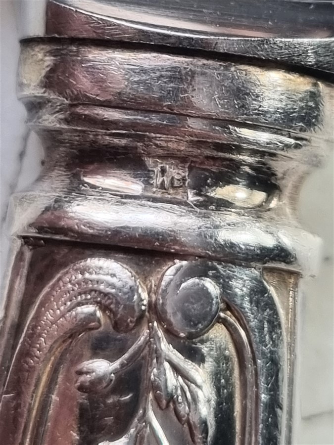 Anciens couteaux de table