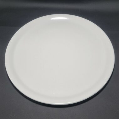 plat rond de presentation en porcelaine