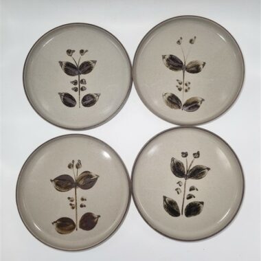 Assiettes vintage en grès de l'Arnon
