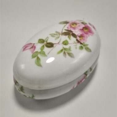 Boîte en porcelaine