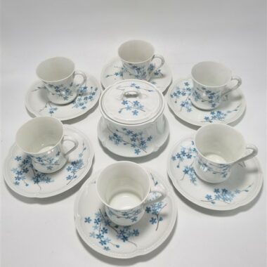 Service à café en porcelaine