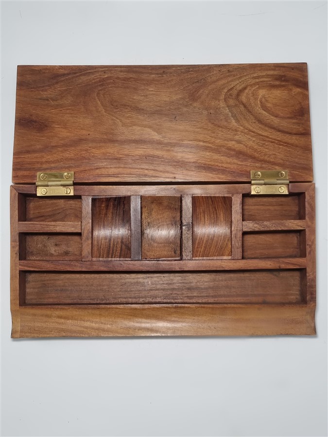 plumier de bureau en bois