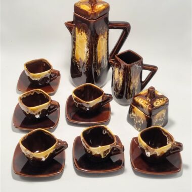 Service à café vintage en céramique
