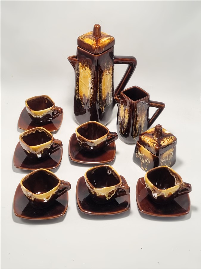 Service à café vintage en céramique