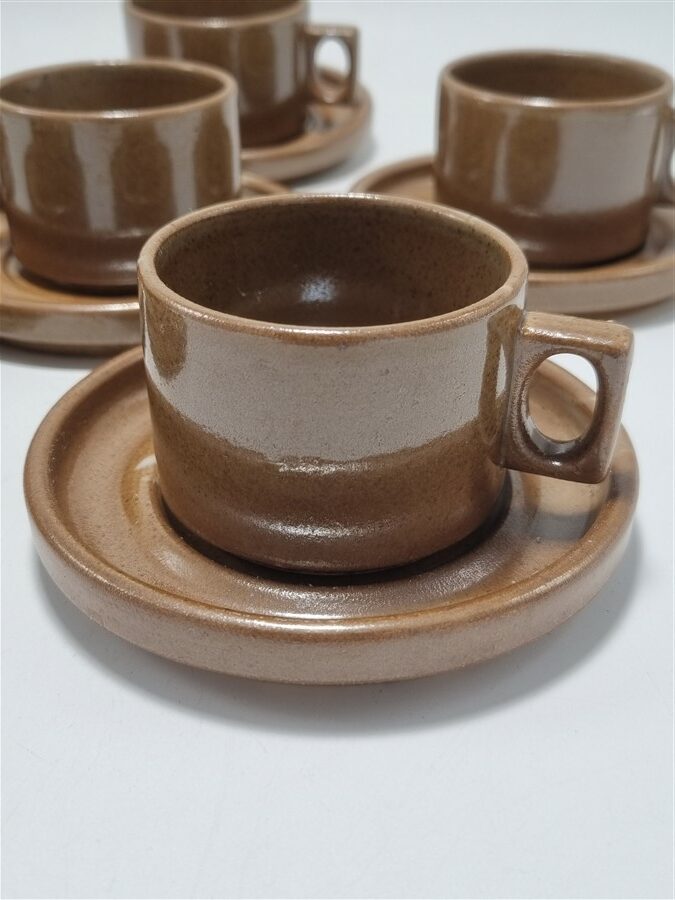 Tasses vintage en gres