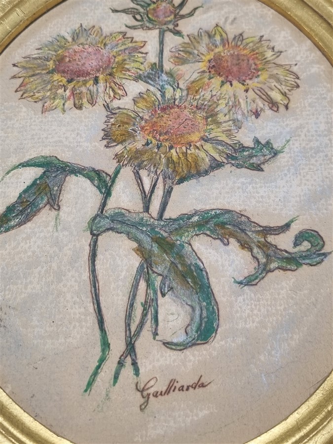 Petit cadre ovale doré à la feuille d'or