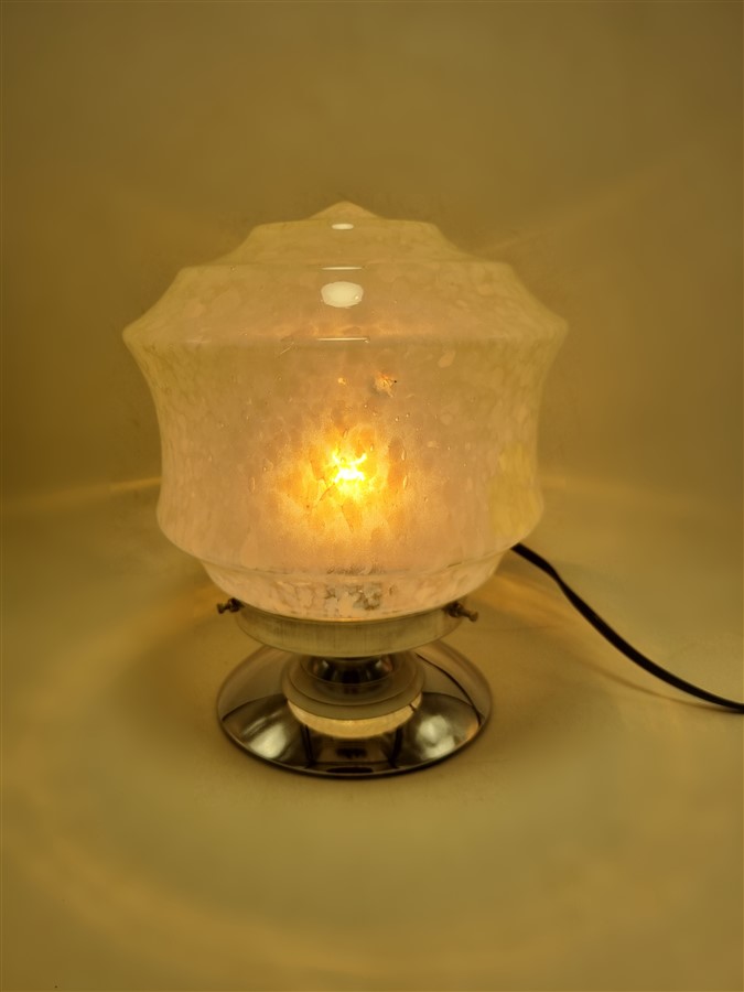 Lampe de style art déco