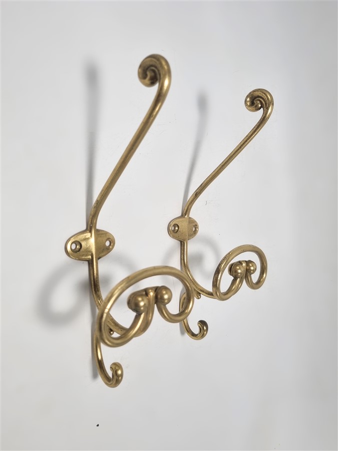 Paire de patères en laiton