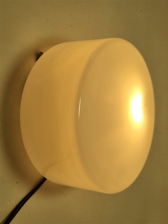 plafonnier en opaline blanche