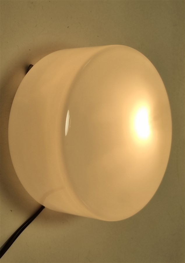 plafonnier en opaline blanche