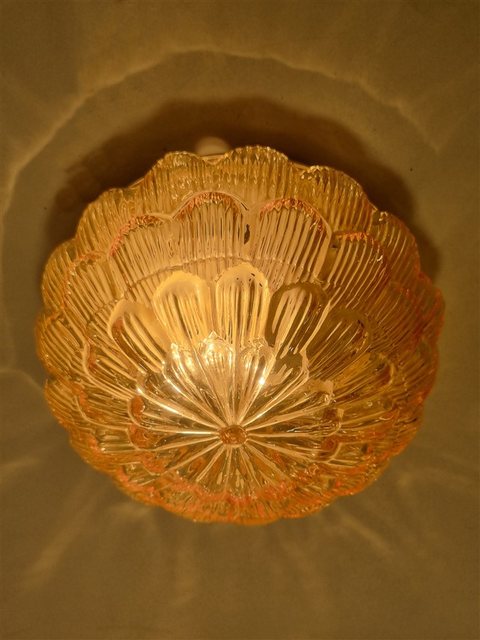 plafonnier vintage en verre ambre