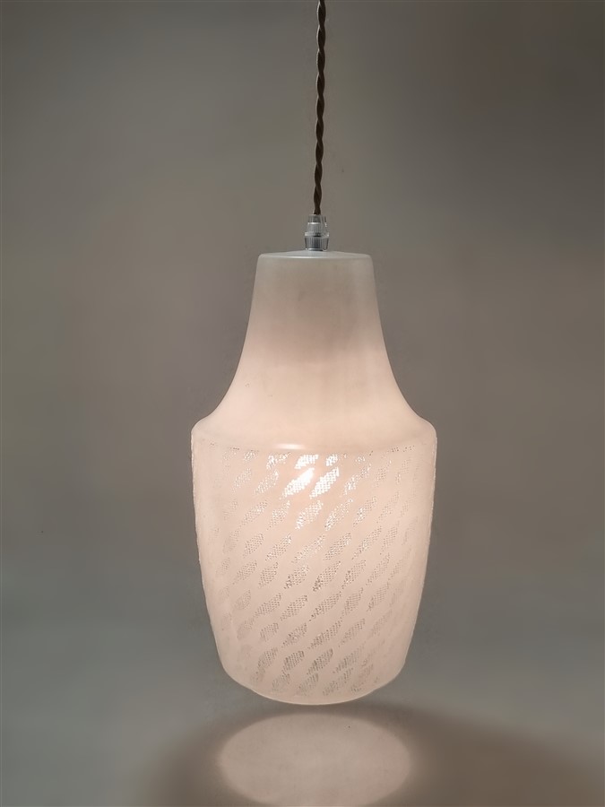 suspension blanche en verre