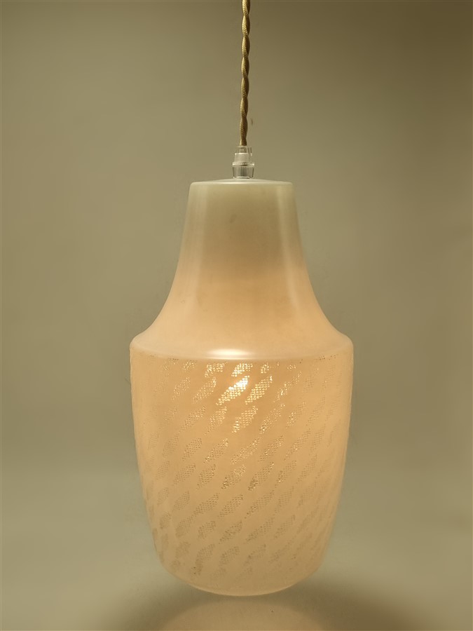 suspension blanche en verre