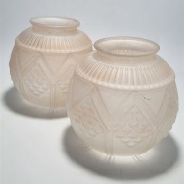 Vases boules art déco